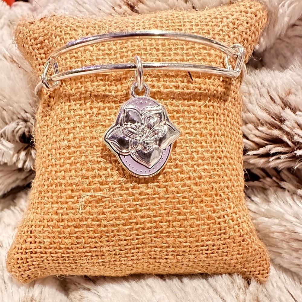 Like new Alex and Ani Wildflower bangle